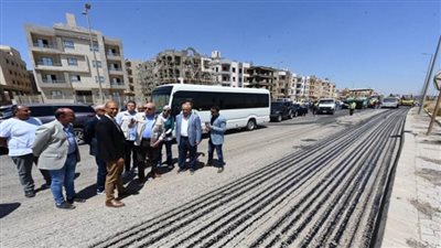 وزير الإسكان يختتم جولته بمدينة القاهرة الجديدة بتفقد عدد من مشروعات تطوير ورفع كفاءة محاور الطرق بالمدينة (صور)