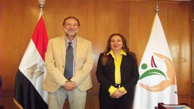 رئيس الهيئة القومية لسلامة الغذاء يستعرض مع نائب وزير الاتصالات التعاون المشترك