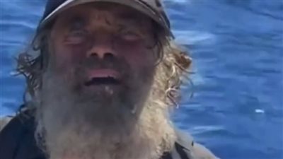 قصة لا تصدق، إنقاذ بحار ظل تائها في المحيط لشهور