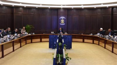 رئيس الوزراء: تخفيف أحمال الكهرباء بسبب الموجة الحارة الشديدة وزيادة استهلاك الطاقة الكهربائية التي أدت لانخفاض ضغوط الغاز في الشبكات 