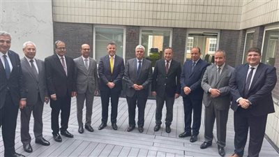 وزير التعليم العالي يطلع على تجربة التعليم العالي البريطاني لربط الخريجين بسوق العمل