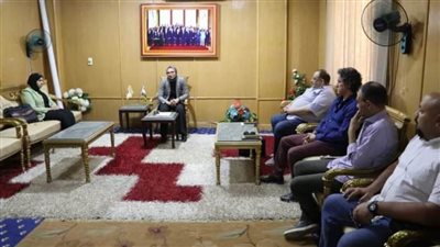 تزامنا مع التعامد بمعبد هيبس.. قصور الثقافة تبحث ترتيبات أسبوع مكثف بالوادي عاصمة الثقافة 