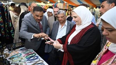 القباج وشعيب يفتتحان «ديارنا» للحرف اليدوية والتراثية بـ«مارينا 5» تحت شعار 