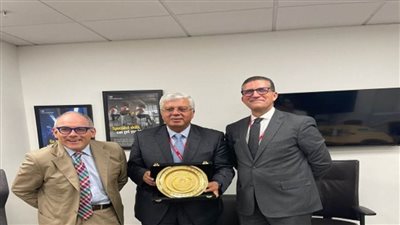 وزير التعليم العالي يلتقي بوزير التعليم العالي والمهارات والتوظيف البريطاني لبحث سُبل التعاون (صور)