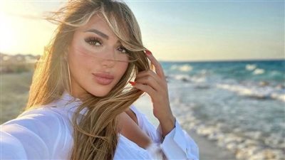 سارة سلامة تتألق في أحدث ظهور على البحر (صور)