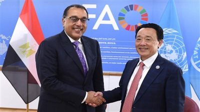 رئيس الوزراء يلتقي المدير العام لمنظمة الأغذية والزراعة (صور)