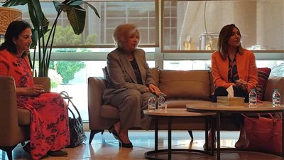 وزيرة الثقافة تلتقي نظيرتها الأردنية بمستهل زيارتها للمملكة الهاشمية لحضور افتتاح 