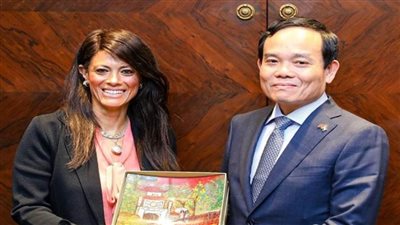 وزيرة التعاون الدولي تعقد جلسة مباحثات مع نائب رئيس وزراء فيتنام خلال زيارته لمصر (صور)