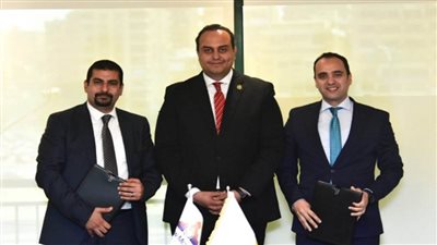 رئيس هيئة الرعاية الصحية يشهد توقيع بروتوكول تعاون مع 