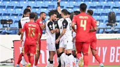 الوداد ضد السد.. طرد وتعادل سلبي في أول 45 دقيقة بالبطولة العربية