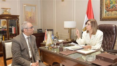   وزيرة الثقافة تلتقي قيادات الوزارة لمناقشة الخطة الاستثمارية لهيئاتهم خلال العام المالي الجديد والاستعدادات النهائية  لعدد من الأنشطة والفعاليات