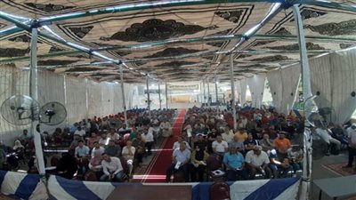 رئيس جهاز الشروق: بيع محال تجارية وصيدلية في مزاد علني وتكثيف صيانة المسطحات الخضراء (صور)