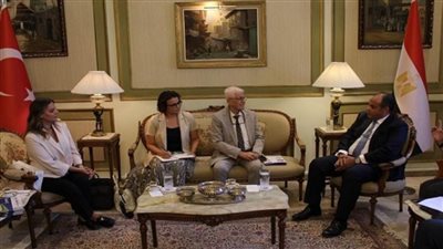 وزير التجارة والصناعة يعقد سلسلة اجتماعات مع كبريات الشركات التركية لبحث فرص الاستثمار بالسوق المصري (صور)