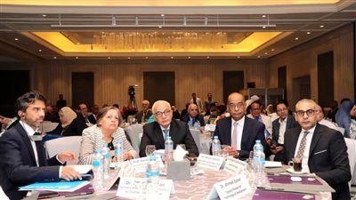 وزير التربية والتعليم يشهد الجلسة الخاصة  