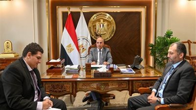وزير الري يتابع إجراءات تقييم حالة المنشآت المائية وإجراءات صيانتها