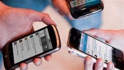 أسباب مطالبة الأمم المتحدة بمنع الهواتف داخل المدارس