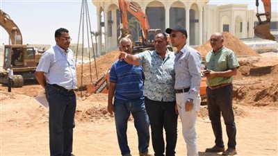 رئيس جهاز القاهرة الجديدة يواصل الجولات التفقدية لمتابعة مشروعات الطرق والمرافق الجارية بالمدينة