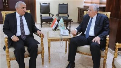 وزير الزراعة يبحث مع 