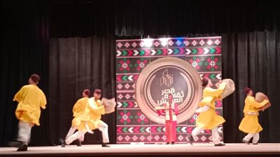 استمرار عروض قنا والغربية للفنون الشعبية ضمن ليالي ثقافتنا في إجازتنا 