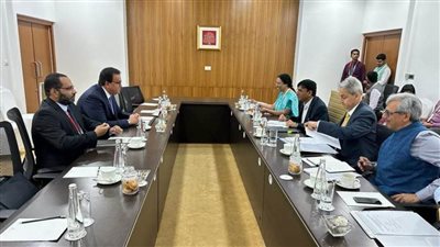 وزير الصحة يبحث مع نظيره الهندي التعاون في مجالات تصنيع الأدوية واللقاحات والسياحة الصحية