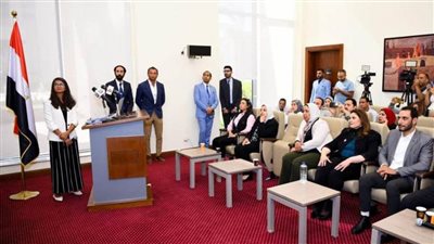 وزيرة الهجرة: معسكر  