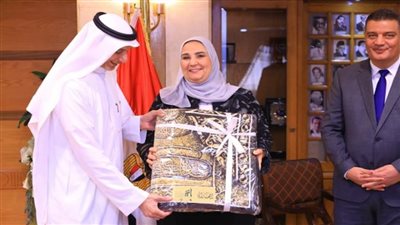 القباج تستقبل رئيس مجلس إدارة الشركة القابضة لمطوفي حجاج الدول العربية لمناقشة الاستعدادات لموسم الحج القادم (صور)