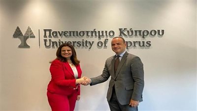 وزيرة الهجرة تلتقي المفوض السامي الأرميني لشئون المغتربين في إطار 