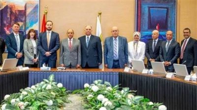 وزير الطيران يشهد توقيع مذكرتي تفاهم لإنشاء مبنى الركاب 4 بمطار القاهرة