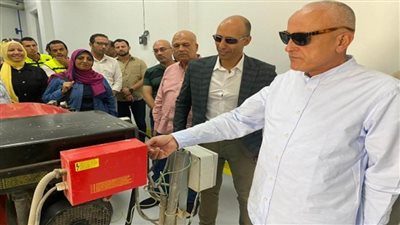 وزير الإسكان يتابع تشغيل «منظومة هواضم الحمأة» بالقاهرة الجديدة (صور)