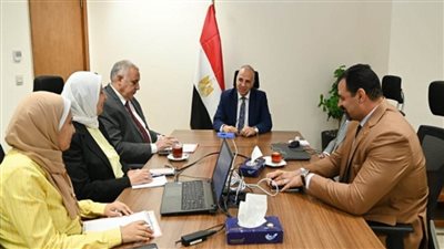 وزير الري يتابع ضوابط استخدام المياه الجوفية ومنظومة المراقبة والتحكم في الآبار الجوفية (صور)
