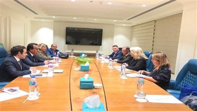 وزير الصحة يبحث التعاون بين مصر وصيربيا في القطاع الصحي (صور)