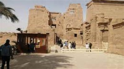 رحلات سياحية توعوية لزيارة عدد من الأماكن الأثرية بالمحافظات.. تفاصيل