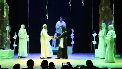 في مهرجان مسرح الهواة.. 