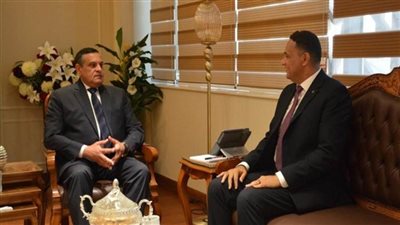 وزير التنمية المحلية يتابع مع محافظ الدقهلية الموقف التنفيذي لمشروعات 