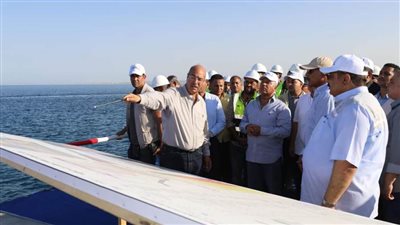 وزير النقل يتابع تقدم أعمال تنفيذ المحطة متعددة الأغراض بميناء سفاجا
