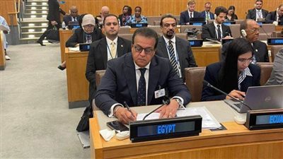 وزير الصحة: وباء كورونا كشف عن فجوات خطيرة في الهيكل الصحي العالمي