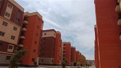 وزير الإسكان يتابع  سير العمل بعدد من المشروعات بمدينة العبور