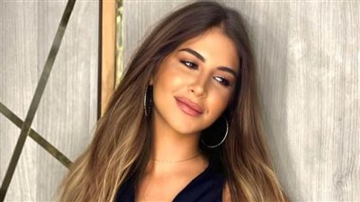 ملك قورة  تمزج بين الأنوثة والجرأة فى أحدث إطلالة