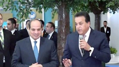 في احتفالية عالمية بمنطقة الأهرامات.. تتويج مصر كأول دولة على مستوى العالم تنجح في القضاء على فيروس سي