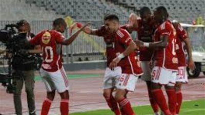 الأهلي يفوز على الإسماعيلي بثلاثية تاو والشحات بالدوري