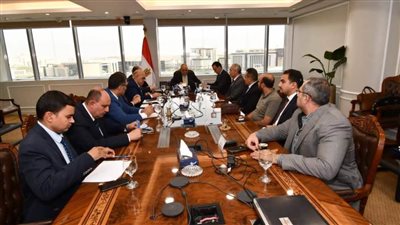  وزير الإسكان ومحافظ القاهرة يتابعان الموقف التنفيذي لمشروعات التطوير الجاري تنفيذها بالمحافظة