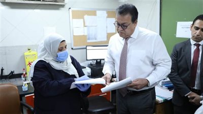 وزير الصحة يتفقد مستشفى الجلاء التعليمي لأمراض النساء والولادة والأطفال للوقوف على الخدمات المقدمة للمرضى