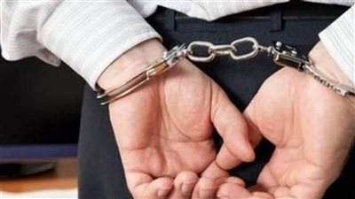 حبس متهم لحيازته سلاحا ناريا وتغريمه 1000 جنيه