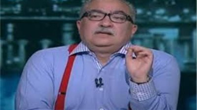 تأجيل دعوي شطب إبراهيم عيسى من نقابتي الصحفيين والإعلاميين