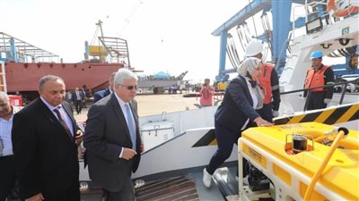 وزير التعليم العالي يتفقد سفينة الأبحاث العلمية سلسبيل بالإسكندرية