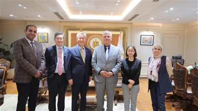 وزير التعليم العالي يبحث مع سفير كوريا الجنوبية آليات التعاون العلمي والتكنولوجي 