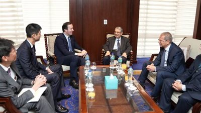 وزير الكهرباء يشهد توقيع اتفاقية تمديد عقد إعادة تأهيل وتطوير ورفع كفاءة محطتي كهرباء سيدي كرير والعطف مع ميتسوبيشي باور