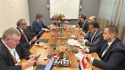 وزير الصحة يبحث مع مدير عام منظمة الصحة العالمية توسيع نطاق المساعدات الإنسانية لأهالي غزة