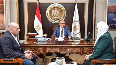 وزير الري يتابع منظومة الشكاوى وخدمة المواطنين