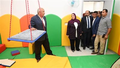 وزيرة التضامن تواصل جولتها في مركز الفرافرة بالوادي الجديد وتفتتح مركز تنمية الأسرة والطفل ضمن «حياة كريمة»